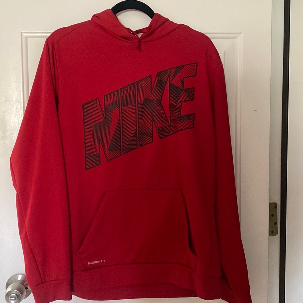 Nike hoodie therma-fit like new